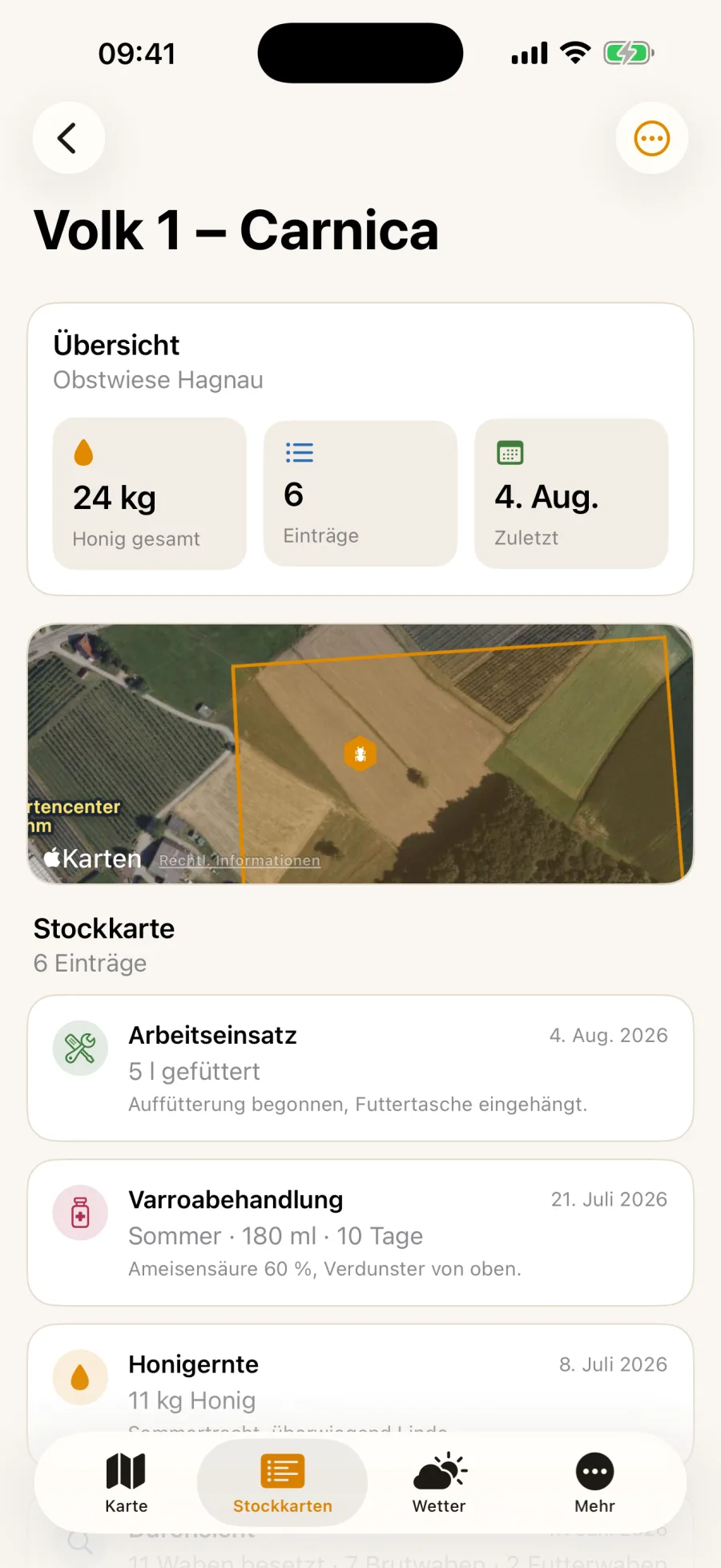 Stockkarte von „Volk 1 – Carnica“ mit 24 kg Honig, sechs Einträgen und den letzten Vorgängen: Arbeitseinsatz, Varroabehandlung, Honigernte